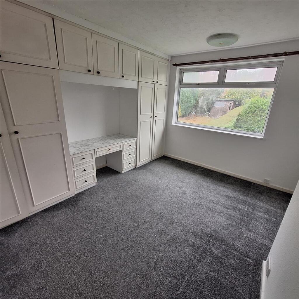 Master bedroom.jpg