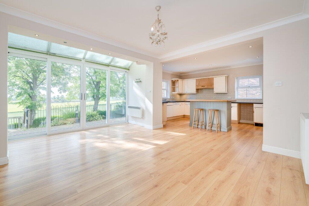 Open Plan Dining