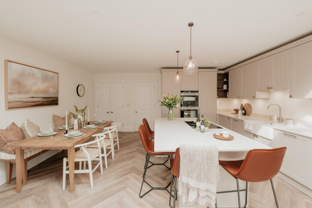 Kitchen/dining