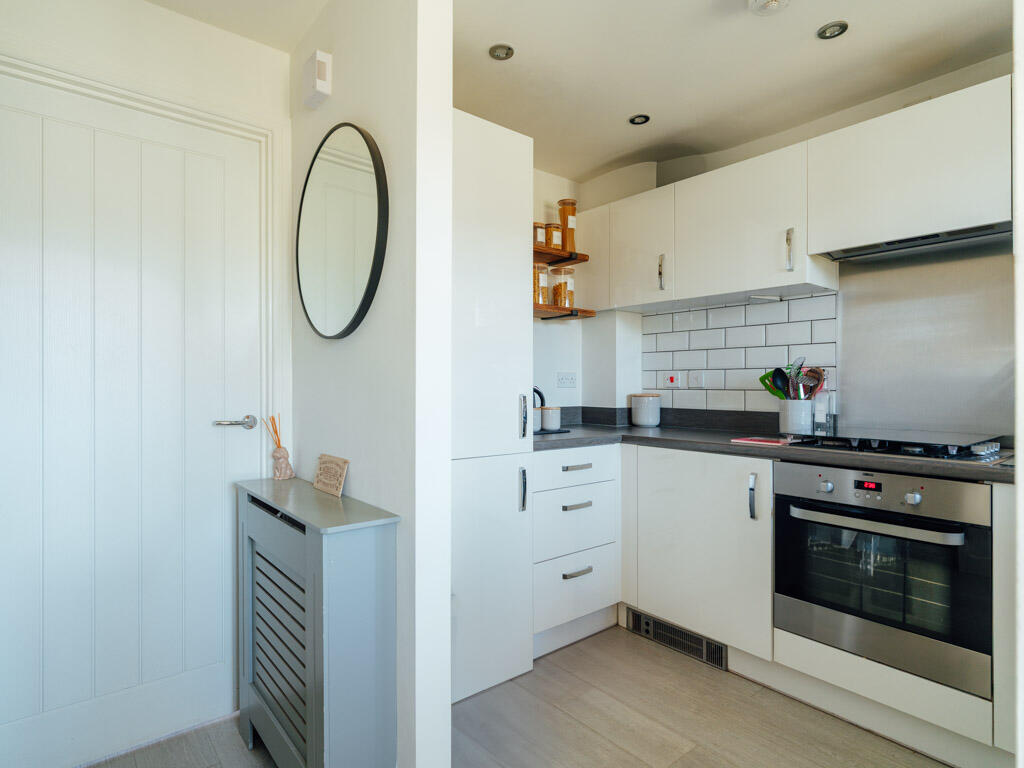 22 fortuna way extra rightmove (3 of 13)