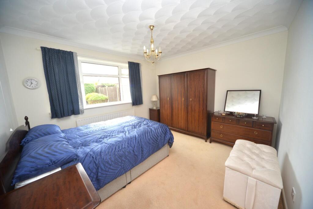 Bedroom 1 2.JPG