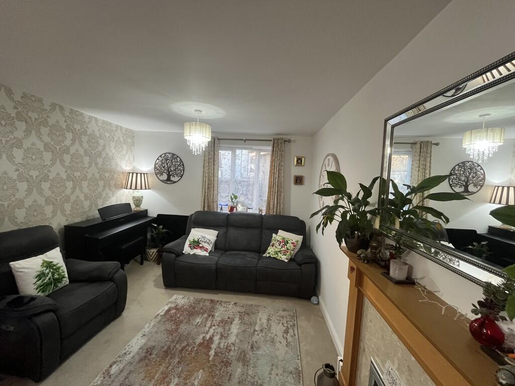 Living room 2