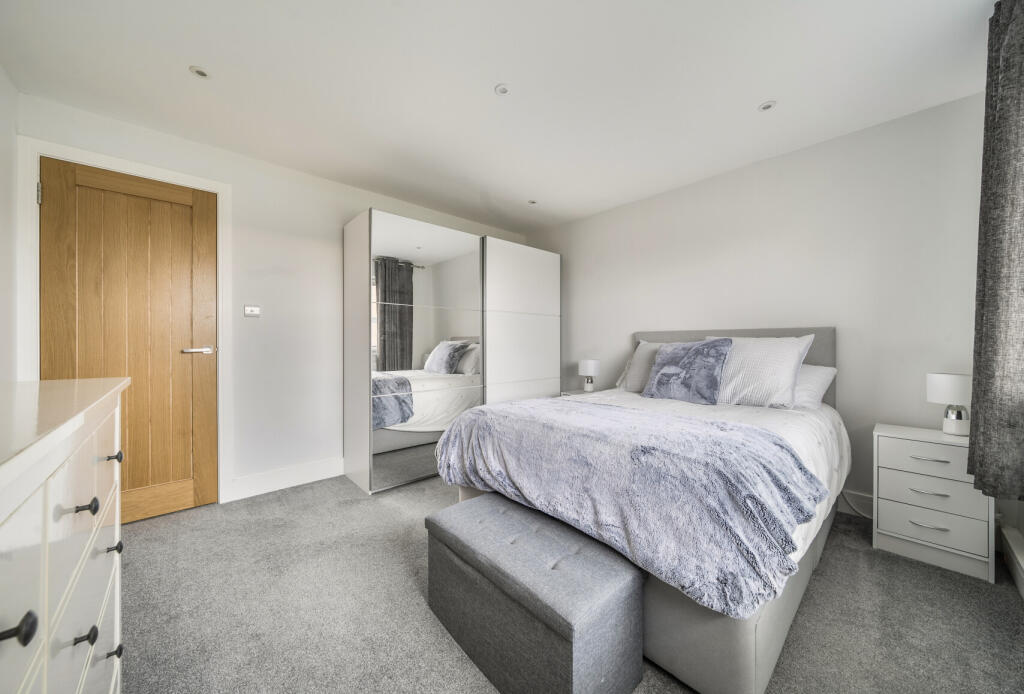 1358045-5-68d66a0...