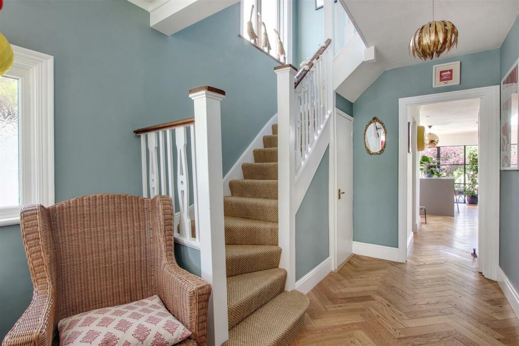 Entrance Hallway.jpg