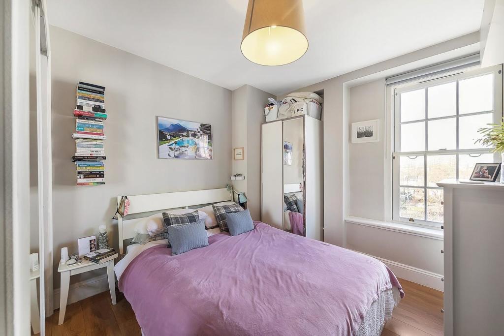 Bedroom.jpg