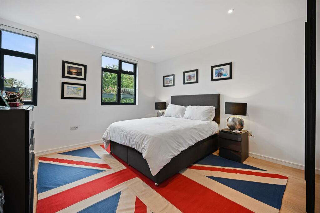 BCHJ - Flat 6, Prince House - Bedroom 1 (4).jpg