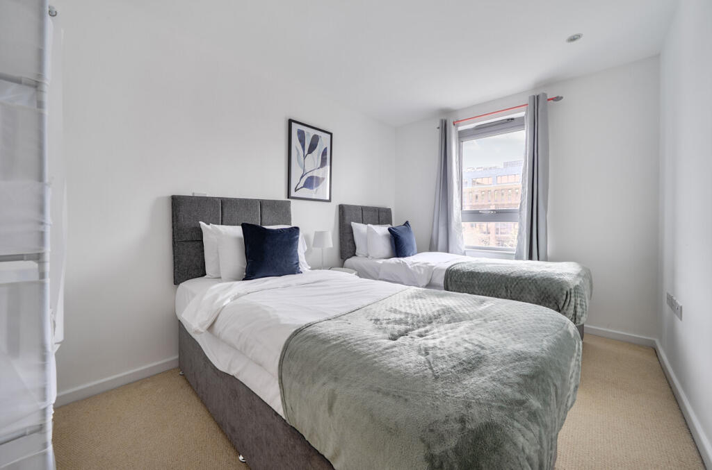 1395052-9-694a8fc...