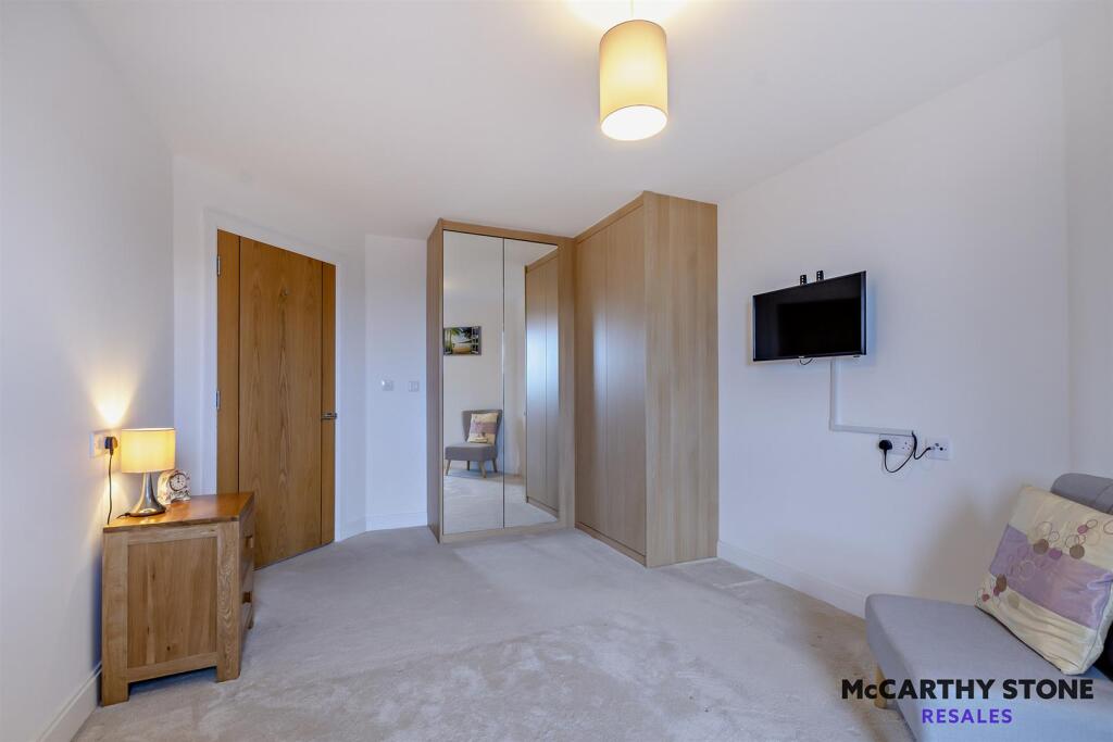 8629198-interior20-800.jpg