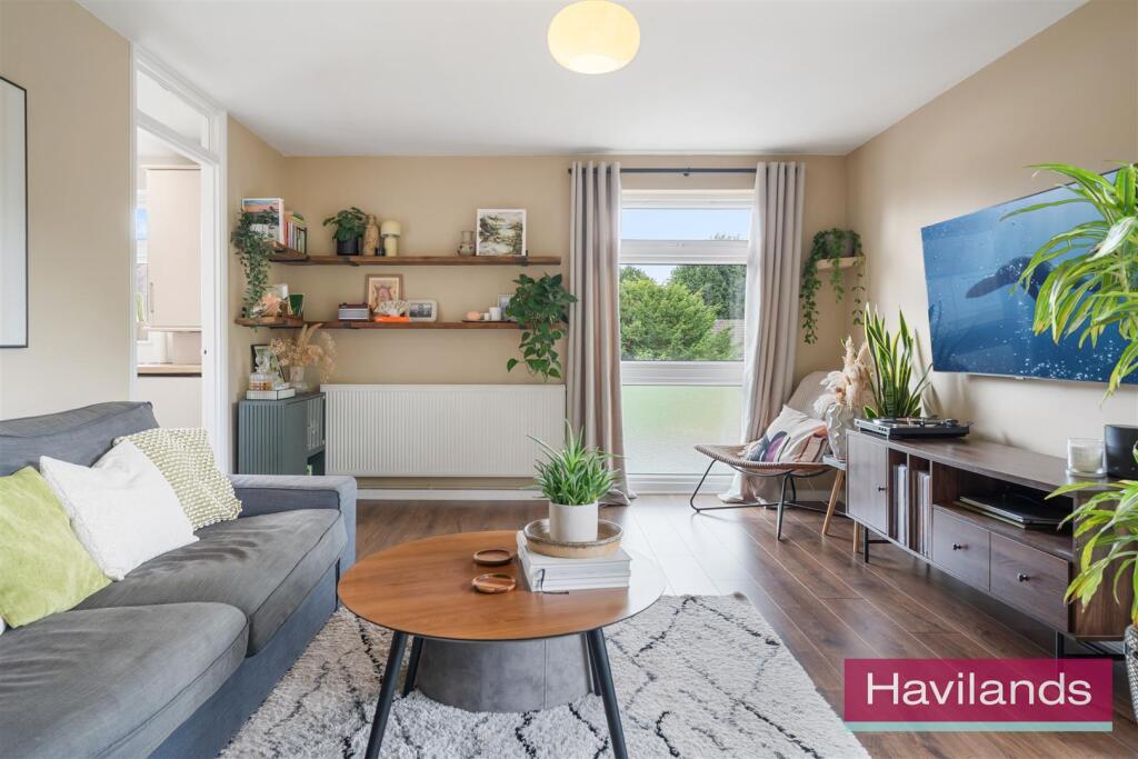 Framfield Court-7.jpg