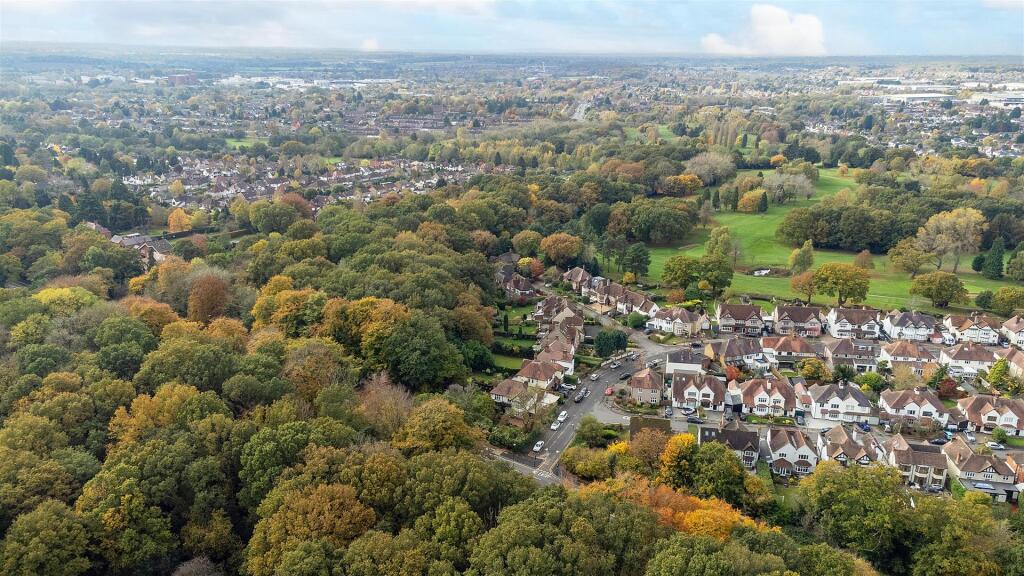 36 Kenilworth Road-241-HDR-2.jpg