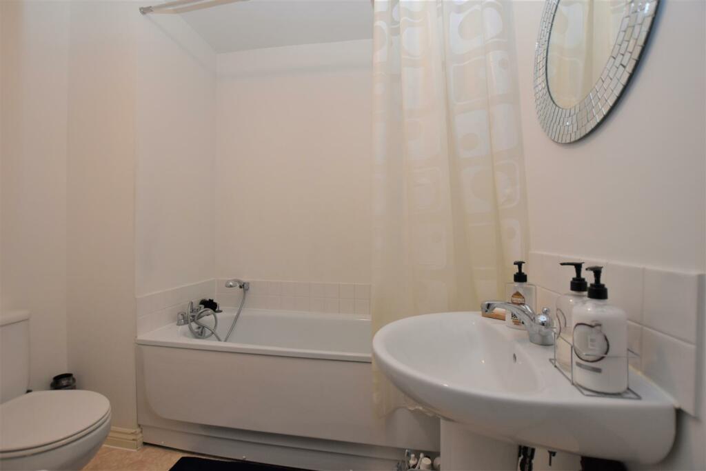 138 Meadow Way- 19 (12).JPG