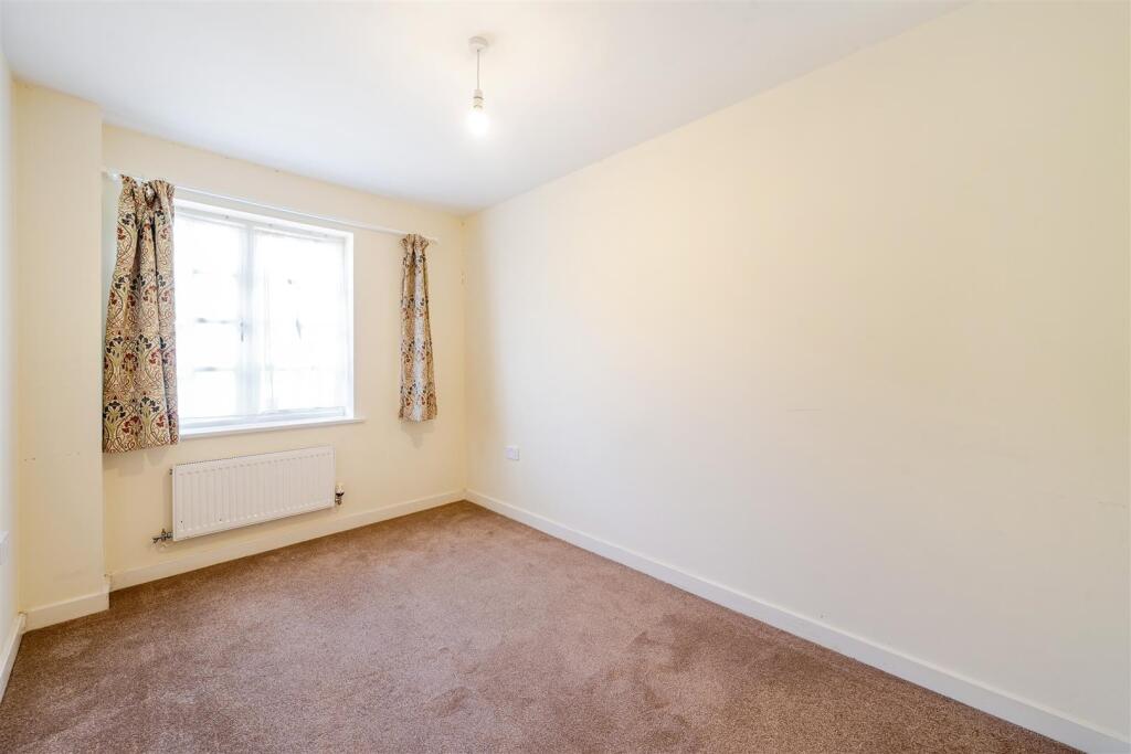 69 Reffield Close