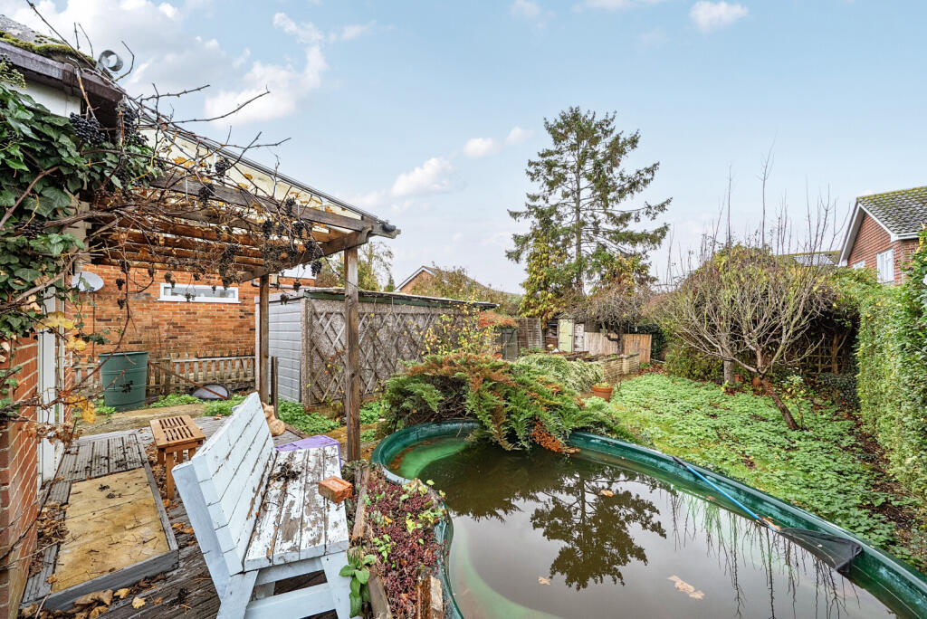 1380405-4-6911c9b...