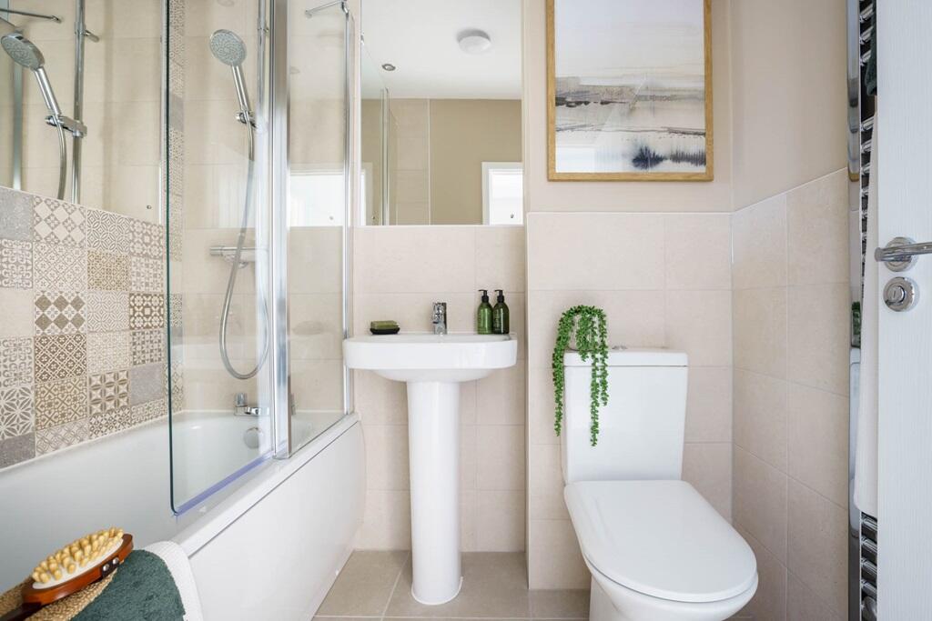 Energy-efficient family bathroom