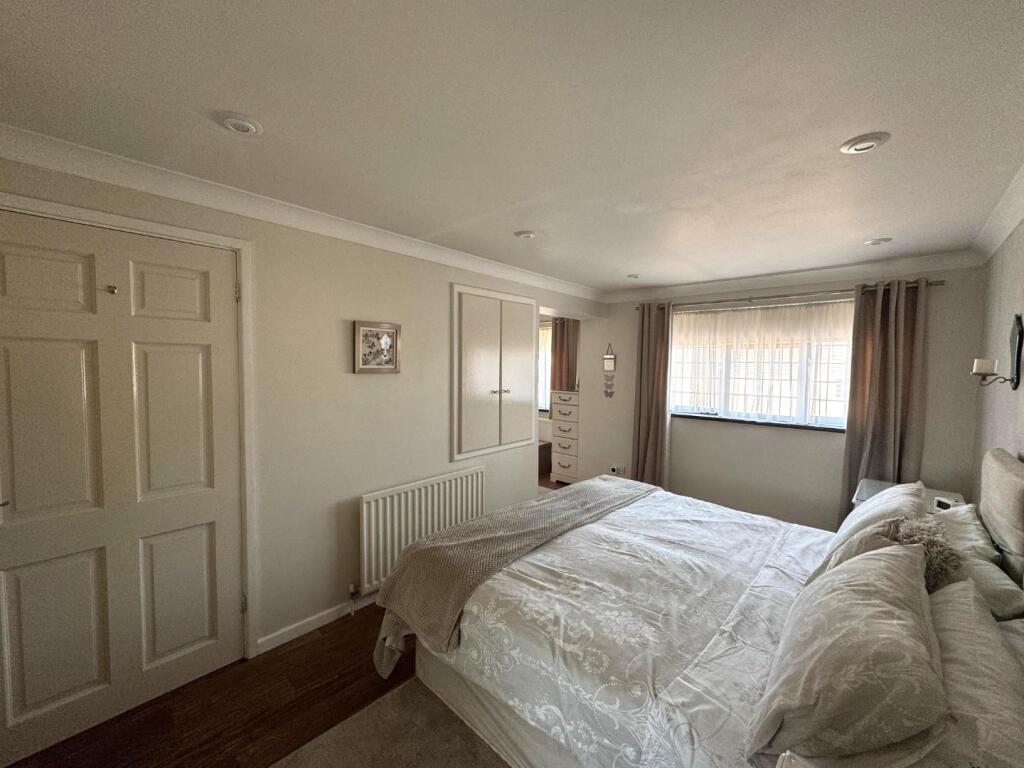 WhatsApp Image 2025-06-19 at 11.52.52_a6c4cd55.jpg