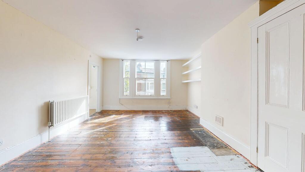 Flat B, 8 Pemberton Gardens, Upper Holloway, London N19 5RU