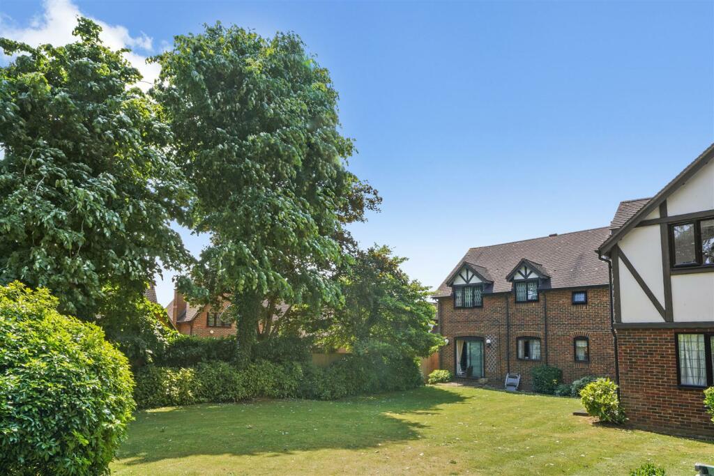 14 Priory Field Drive - VSBHVsixkWPGUa2vDdRu.jpg