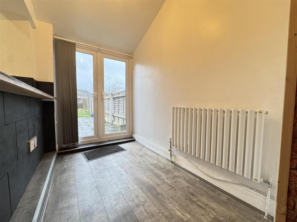 IMG_6047 (Large).JPG