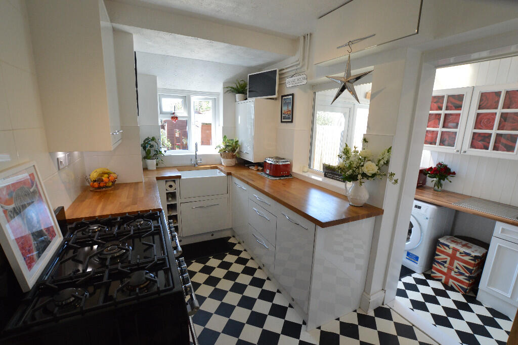 Fitted Kitchen