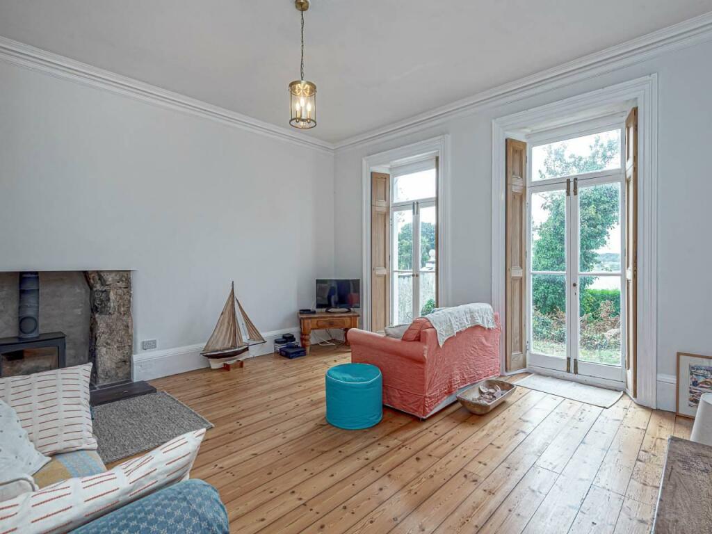 LLANFAIR-HALL-GROUNDFLOOR-LOUNGE-01.jpg