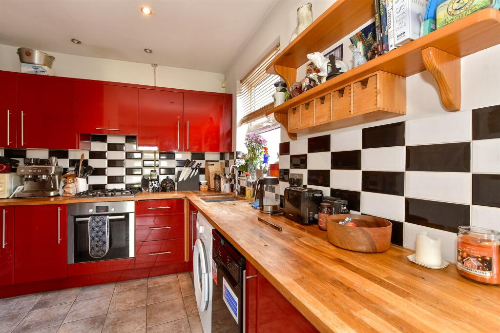 Lounge/Kitchen/ Dining Room