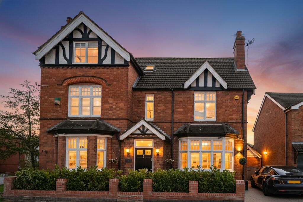 Station Road, Kenilworth, CV8