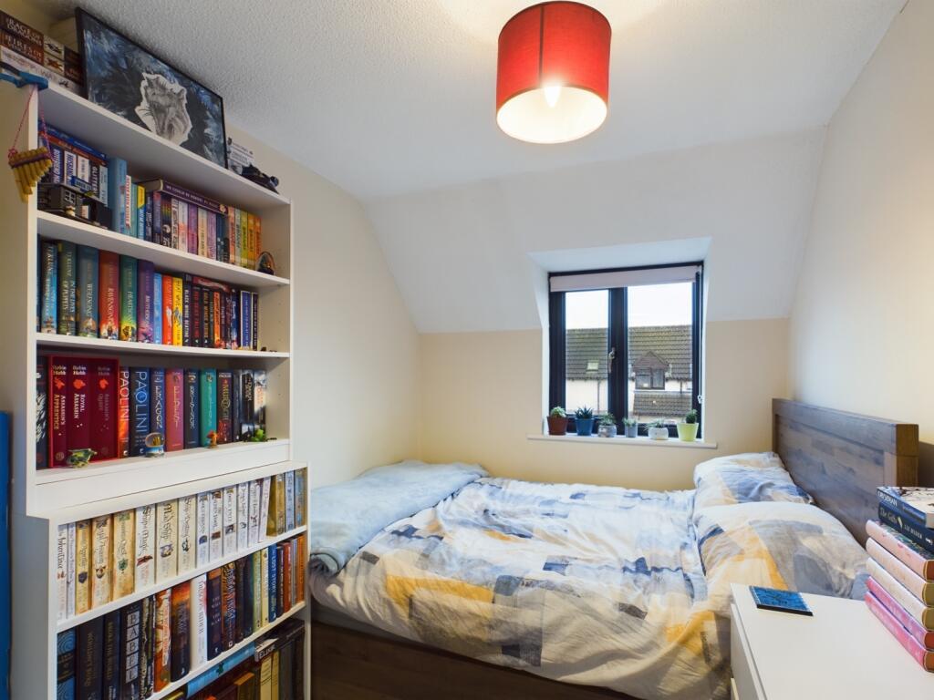 CAM01740G0-PR0329-STILL012