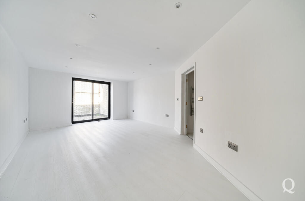 56f064a9-4328-45e...