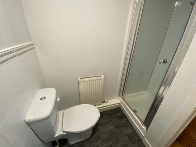 ensuite 2