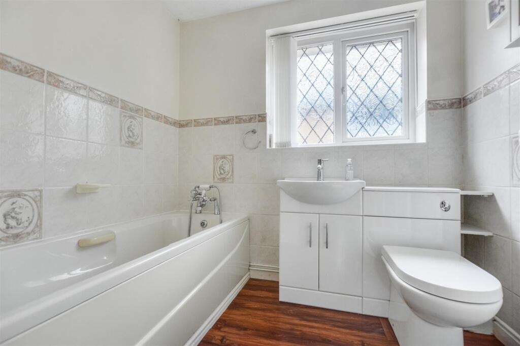 Bathroom.jpeg