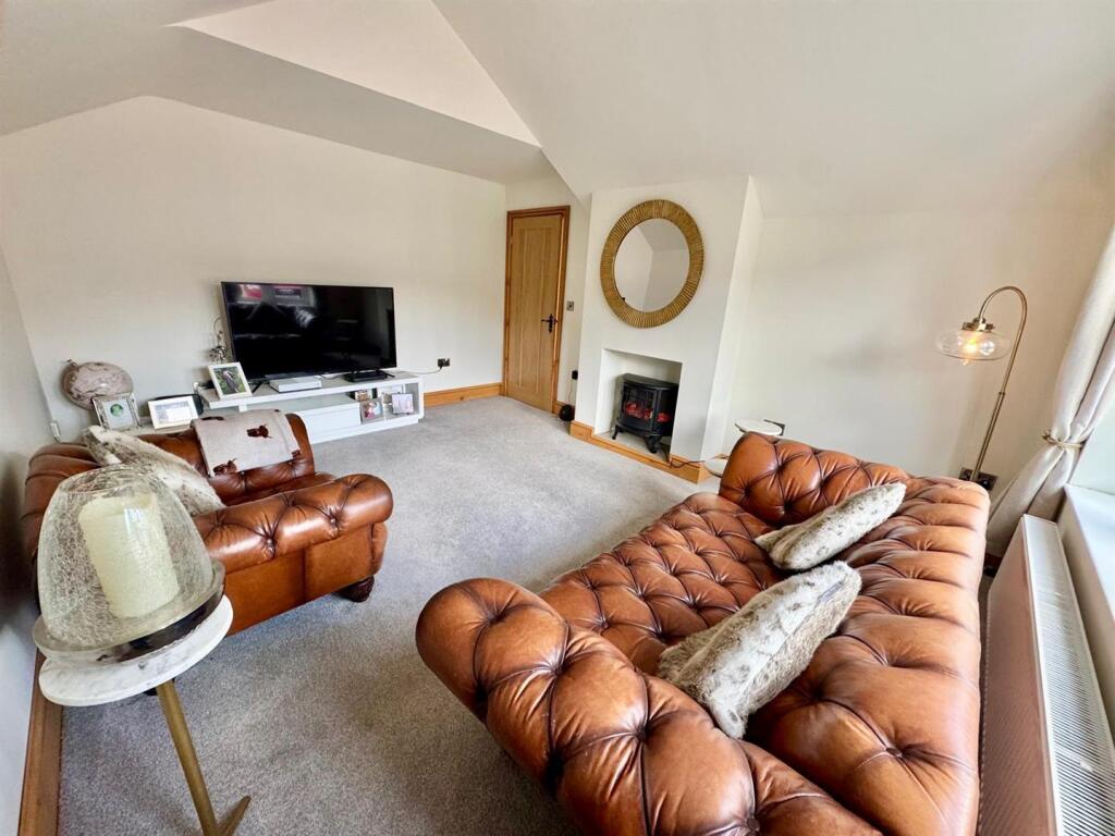 PHOTO-2025-11-19-12-52-57 (4) - Copy.jpg