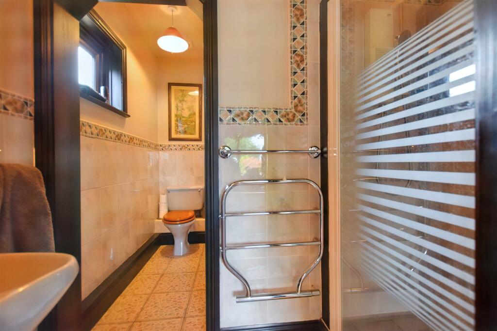 Ensuite Shower Room