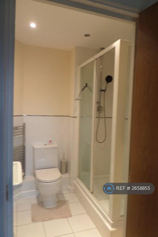 Ensuite Bathroom