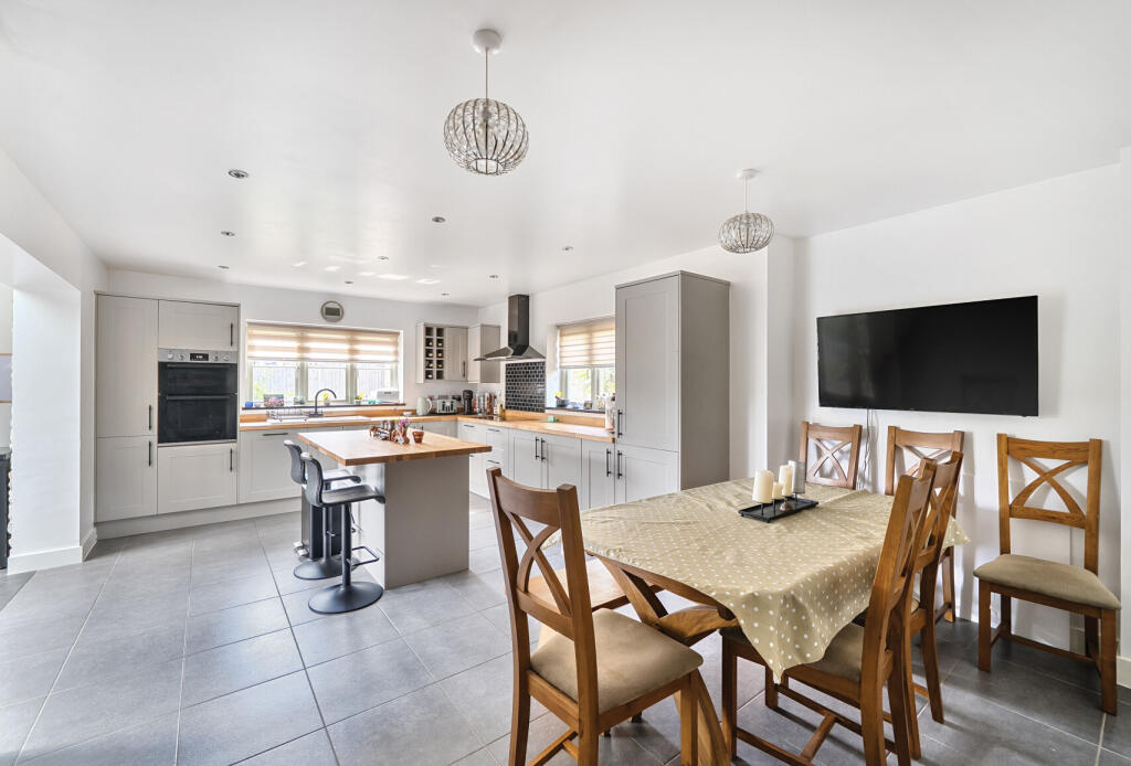 1325208-10-687e26...