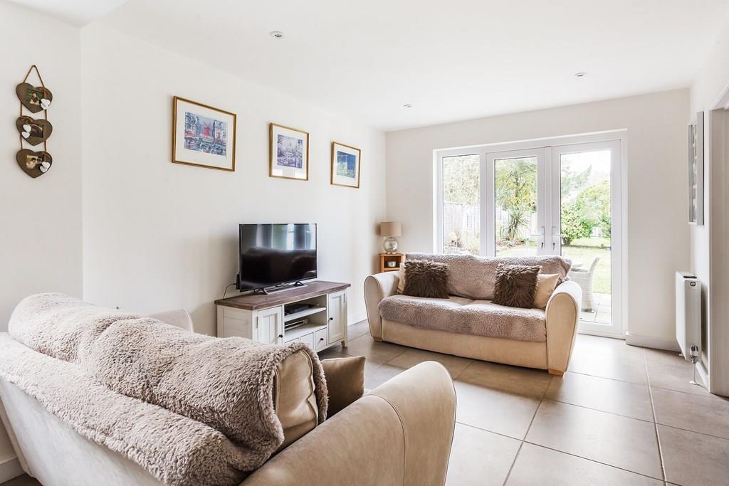 20-Badingham-Drive-16.jpg