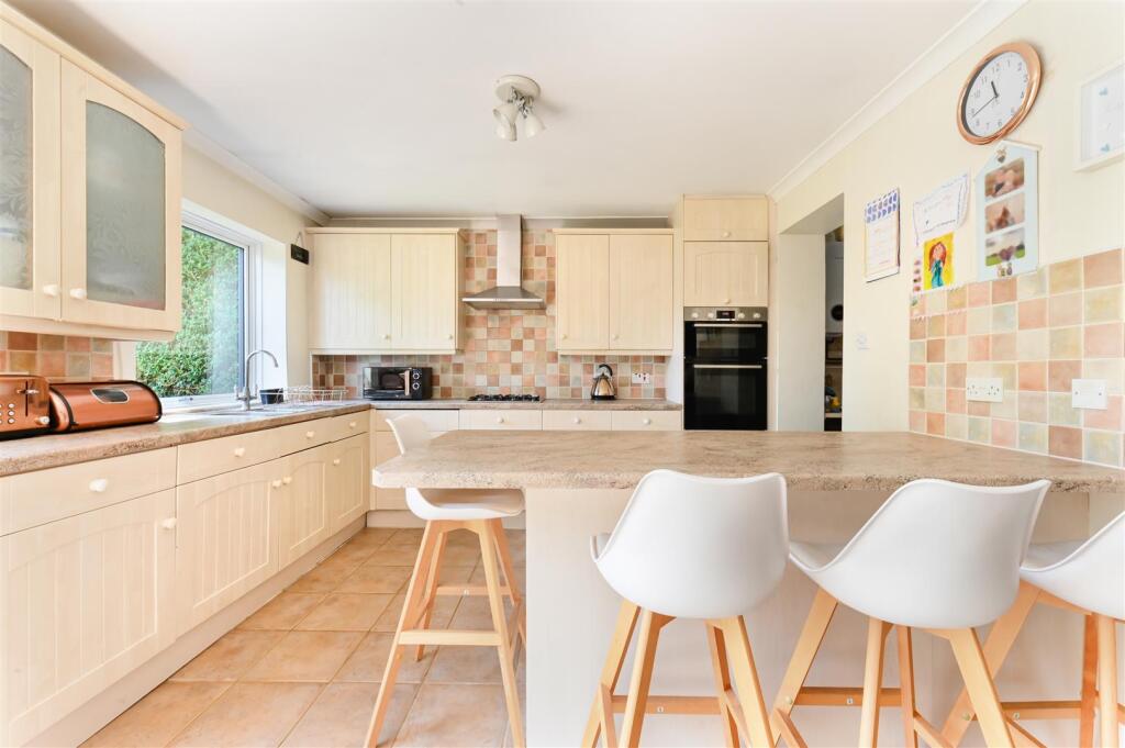 RUDEN WAY,  (11).jpg