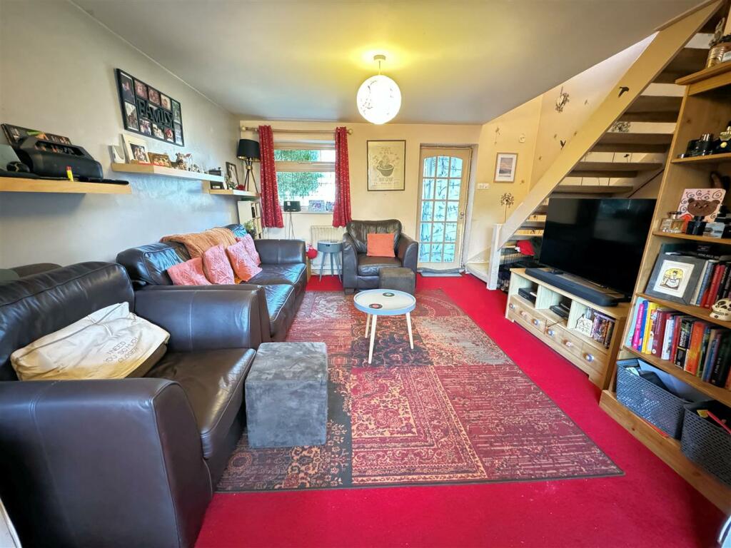 Sitting Room.jpg