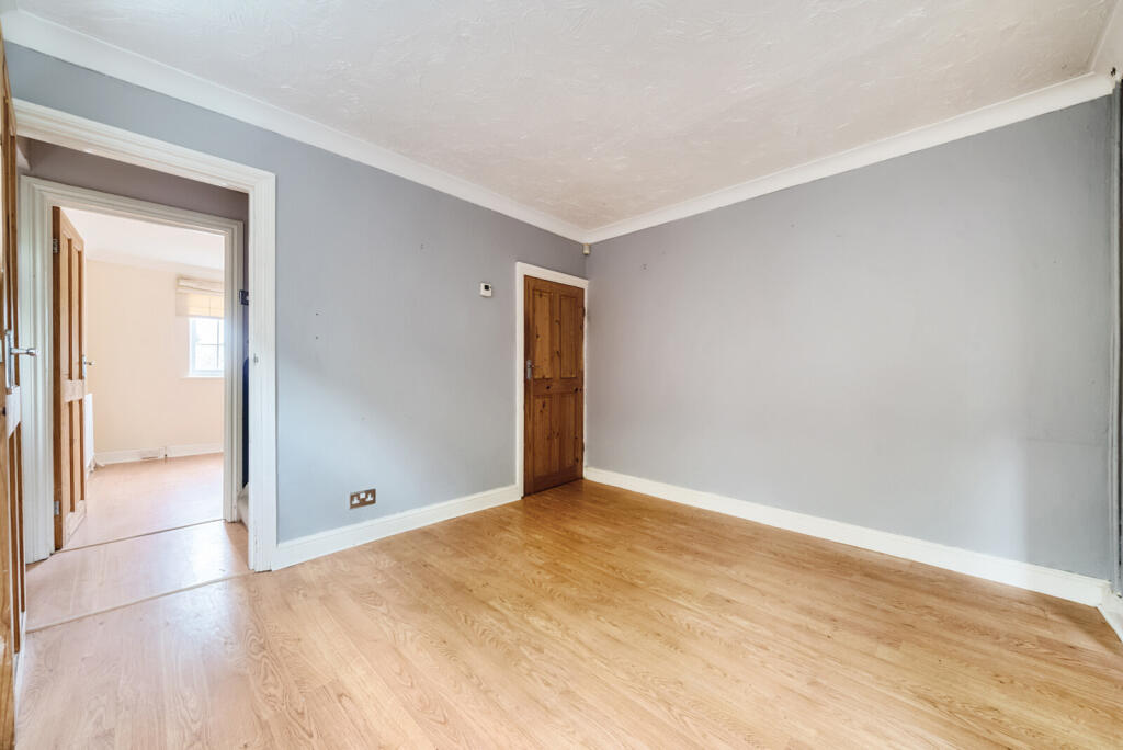 8-8-1332191-8-688...