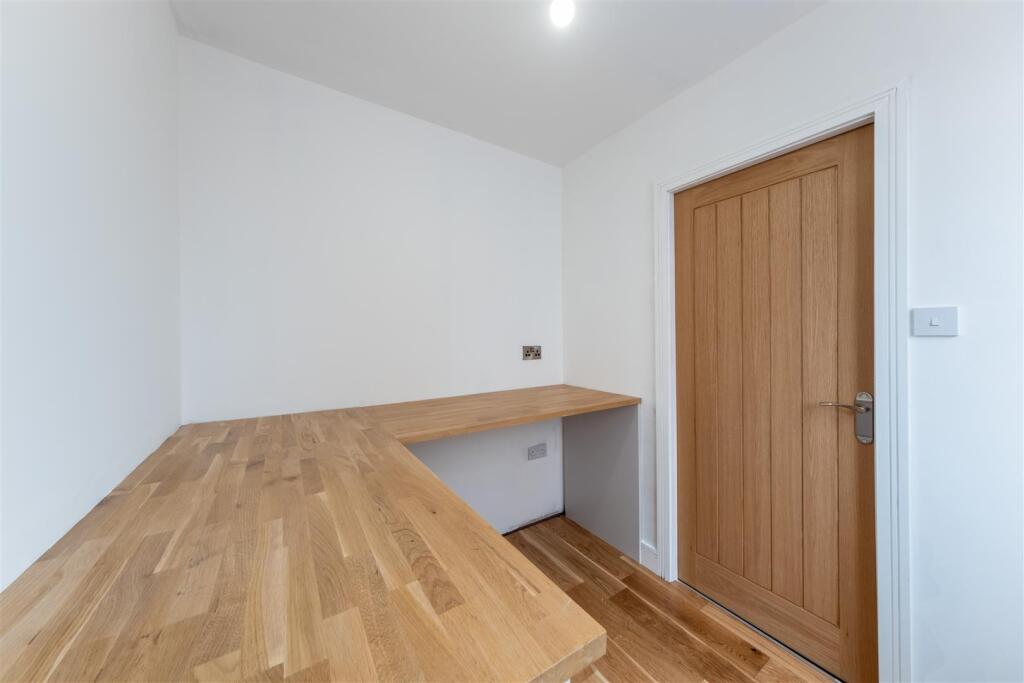 7 Willow Grove -008.jpg