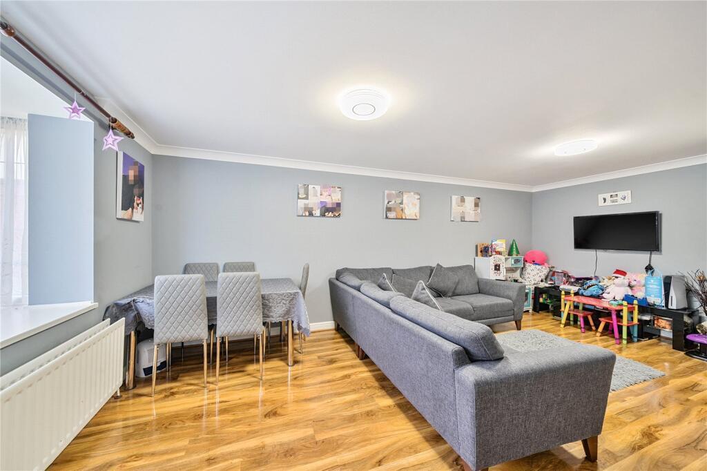 Davidson Frost-Wellings, DFW, Sandringham Court, E