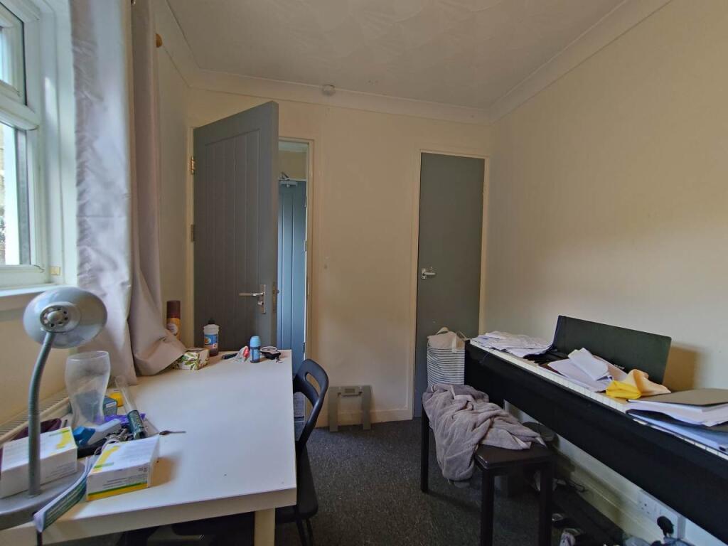 Ground floor rear be