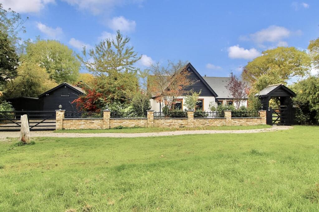 ChatGPT Image Oct 13, 2025, 05_22_11 PM.jpg