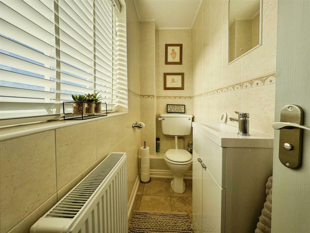 Separate WC