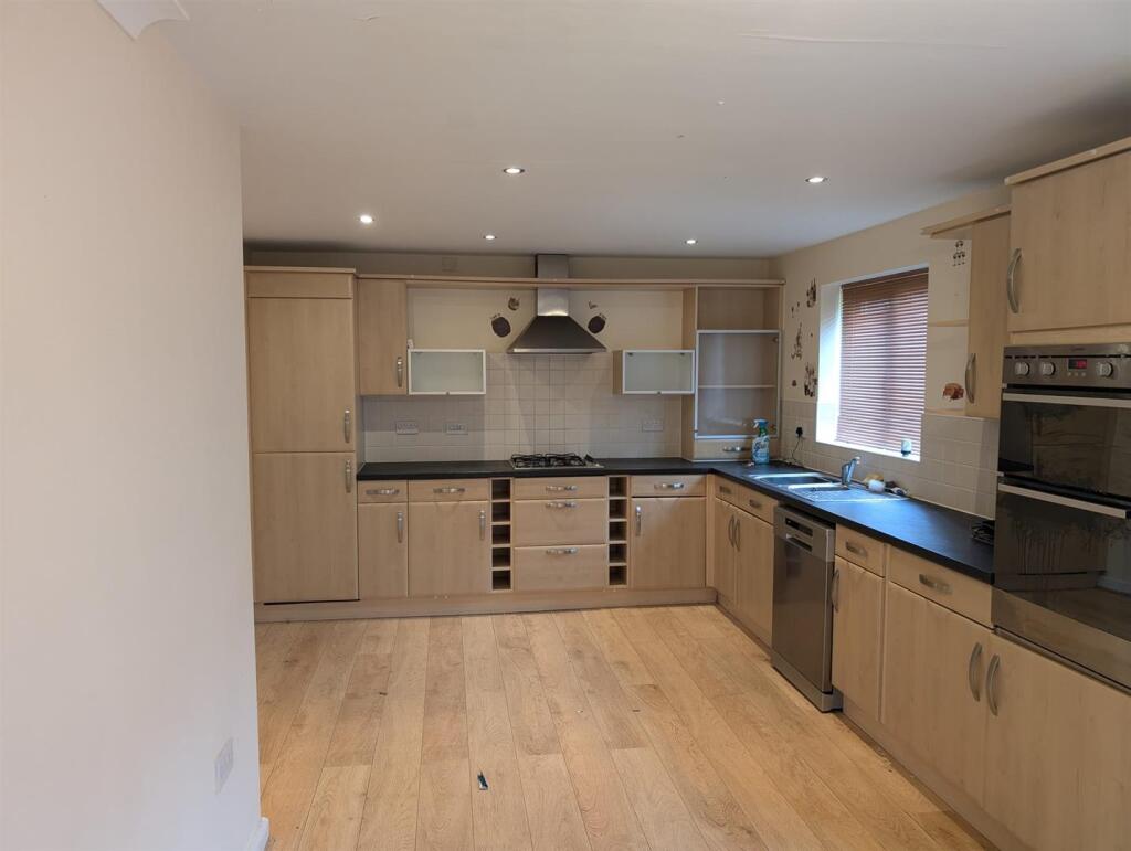 WhatsApp Image 2024-10-08 at 12.59.47_c9838c94.jpg