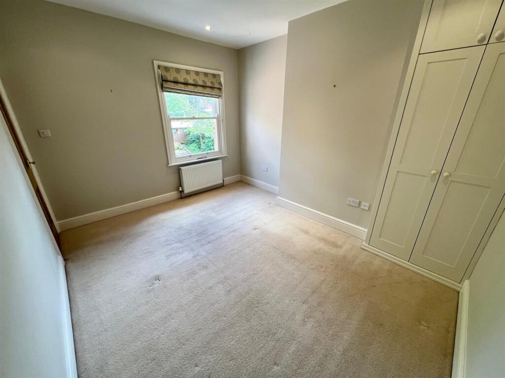 Clifton20.Bed2.jpg