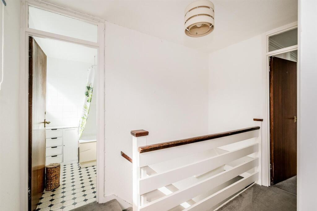 19 Trent Court ewb (17).jpg