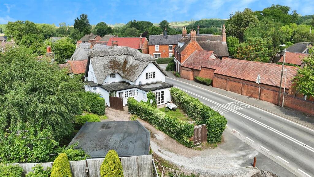 d4327f49-2-4EA6-A9BF-F71D35DFB15F-8890-000002E7AA0