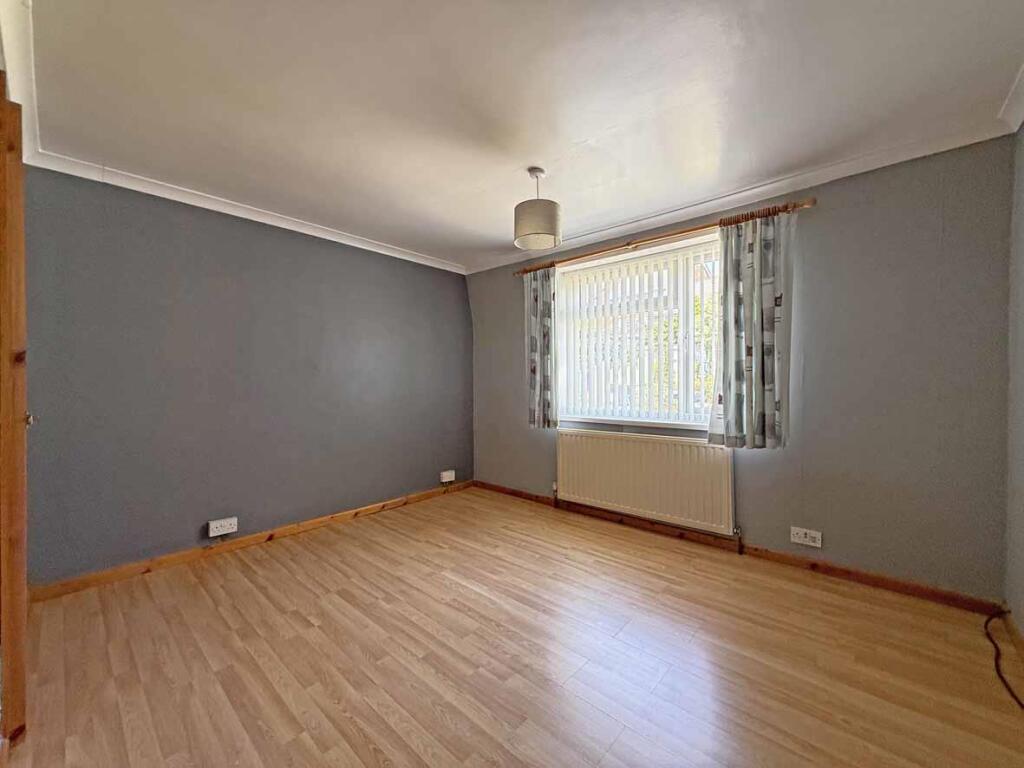 Elgin Crescent 106 - Bed 1.jpg