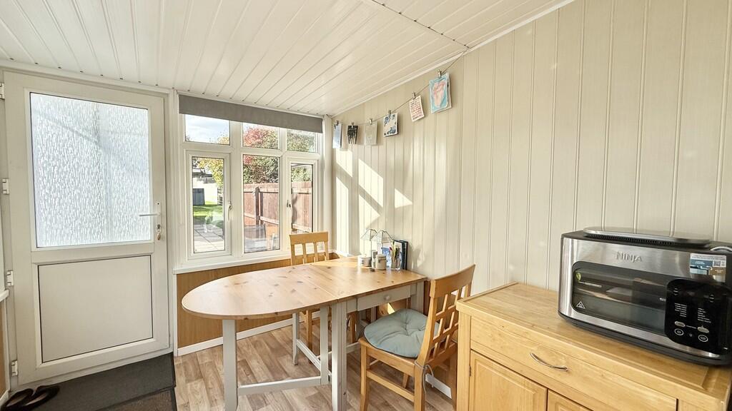 Kitchen/reception...