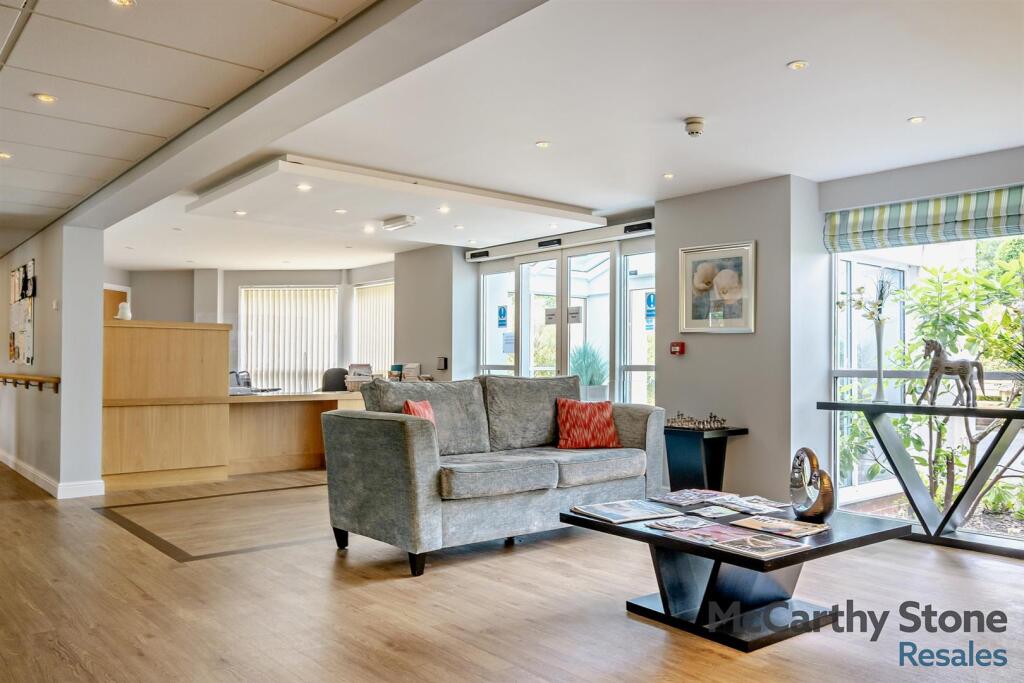 8652104-interior22-800.jpg